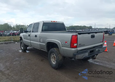 2004 GMC Sierra K2500 Heavy Duty from USA, damaged, VIN 1GTHK23164F118926